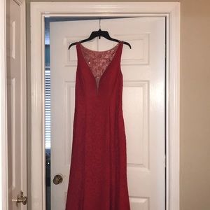 Ellie Wilde Red Lace mermaid fit formal dress